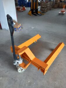 11Reel Pallet Truck Supplier In Kolkata, West Bengal - Shree Raj International Pvt Ltd - SRIPL